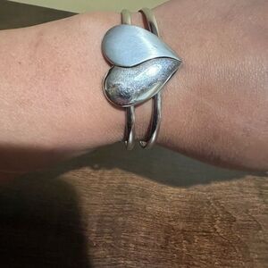 HEART TO HEART Retired Premier Designs Bracelet